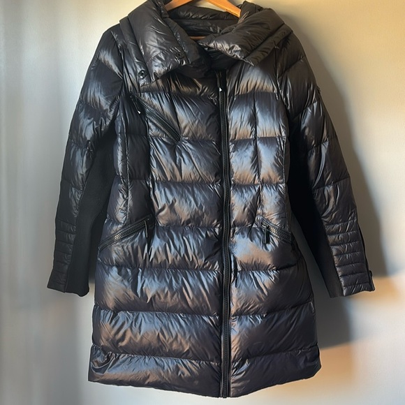 BCBG Max Azria Puffer Down filled coat size L - Picture 1 of 9